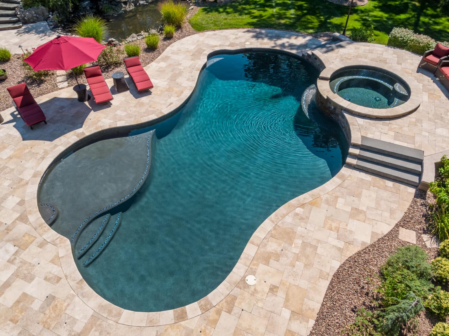 Free Form Pool Designs - Swim-Mor Pools and Spas
