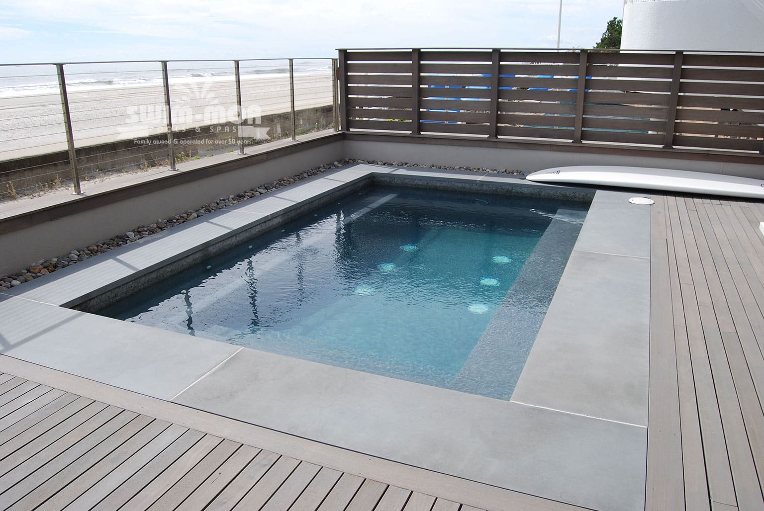 Longport-NJ-custom-gunite-spa-Large-bluestone-coping-custom-pool-on-beach-cornerstone-finish